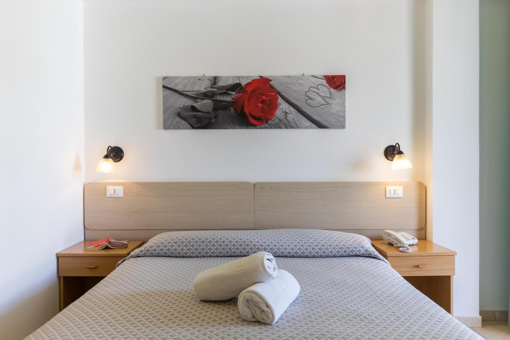 Hotel Marinella Capo Vaticano Dış mekan fotoğraf